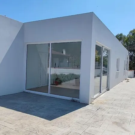 House Kiti, Seaside