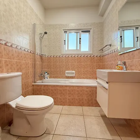 House Kiti, Seaside Kiti